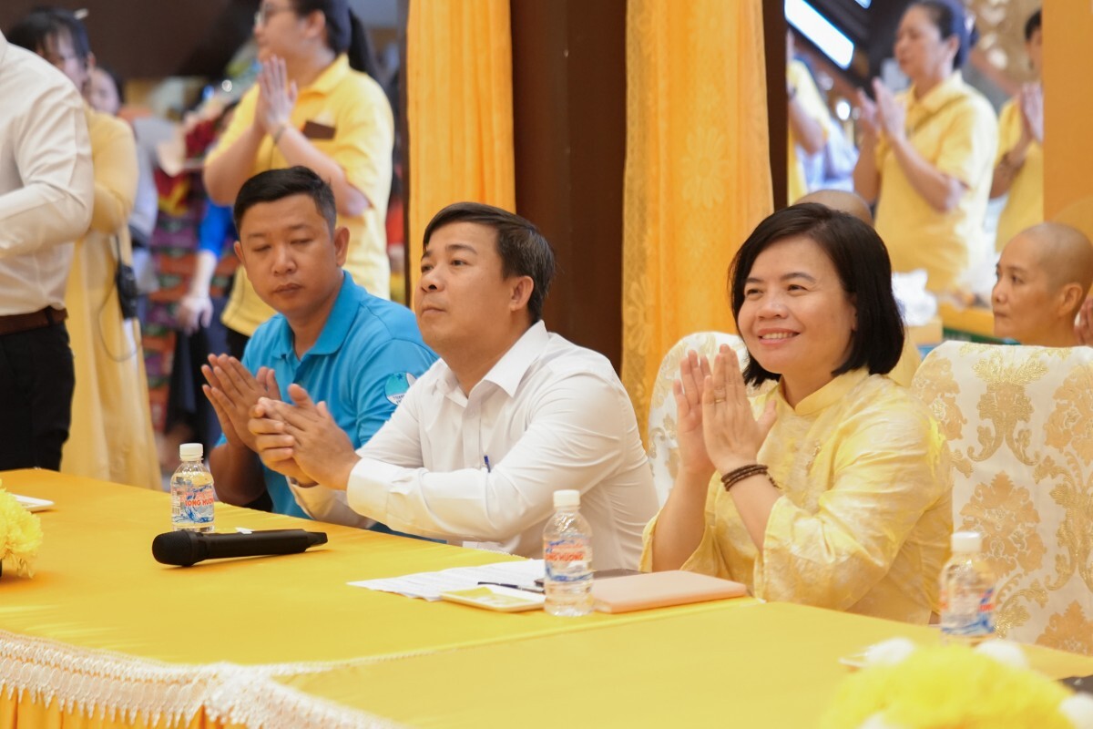 Chinh Quyen Dia Phuong Tri An Chua Long Huong 3